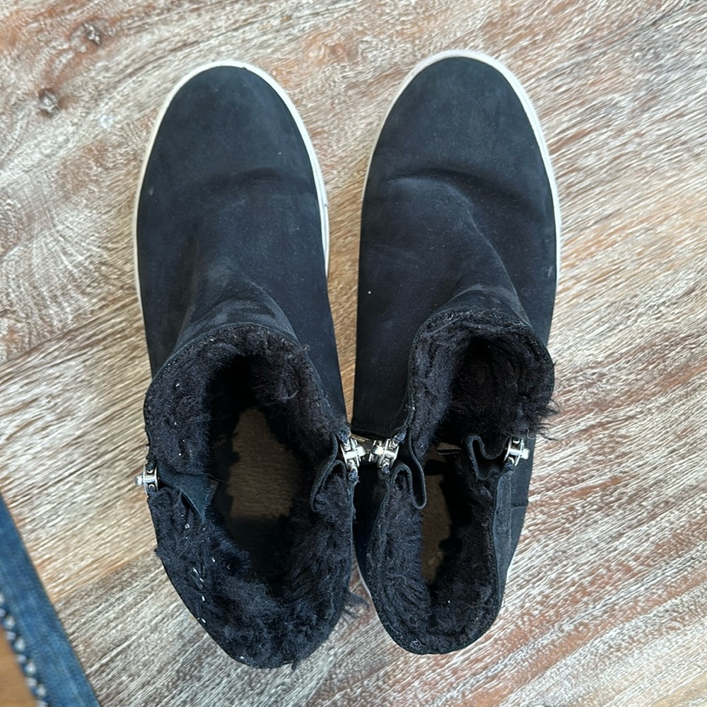 J/Slides Nyc - image 1